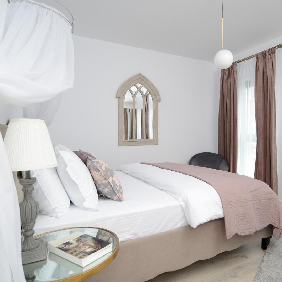 The Clock Apartment Voluntari Bagian luar foto