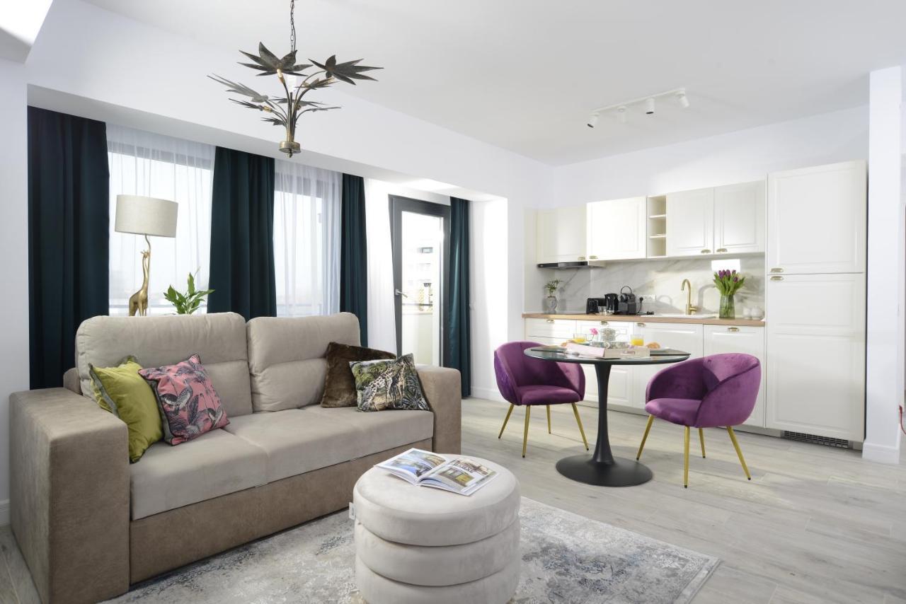 The Clock Apartment Voluntari Bagian luar foto