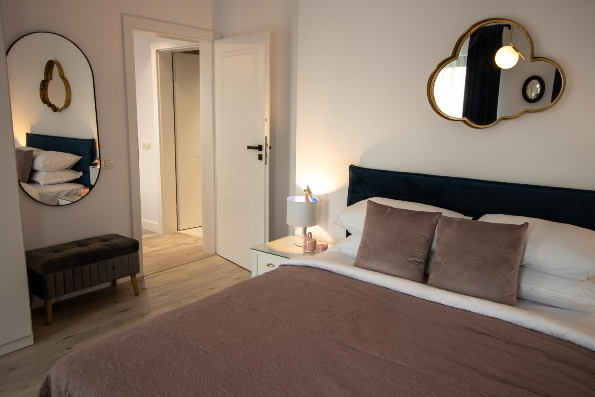 The Clock Apartment Voluntari Bagian luar foto